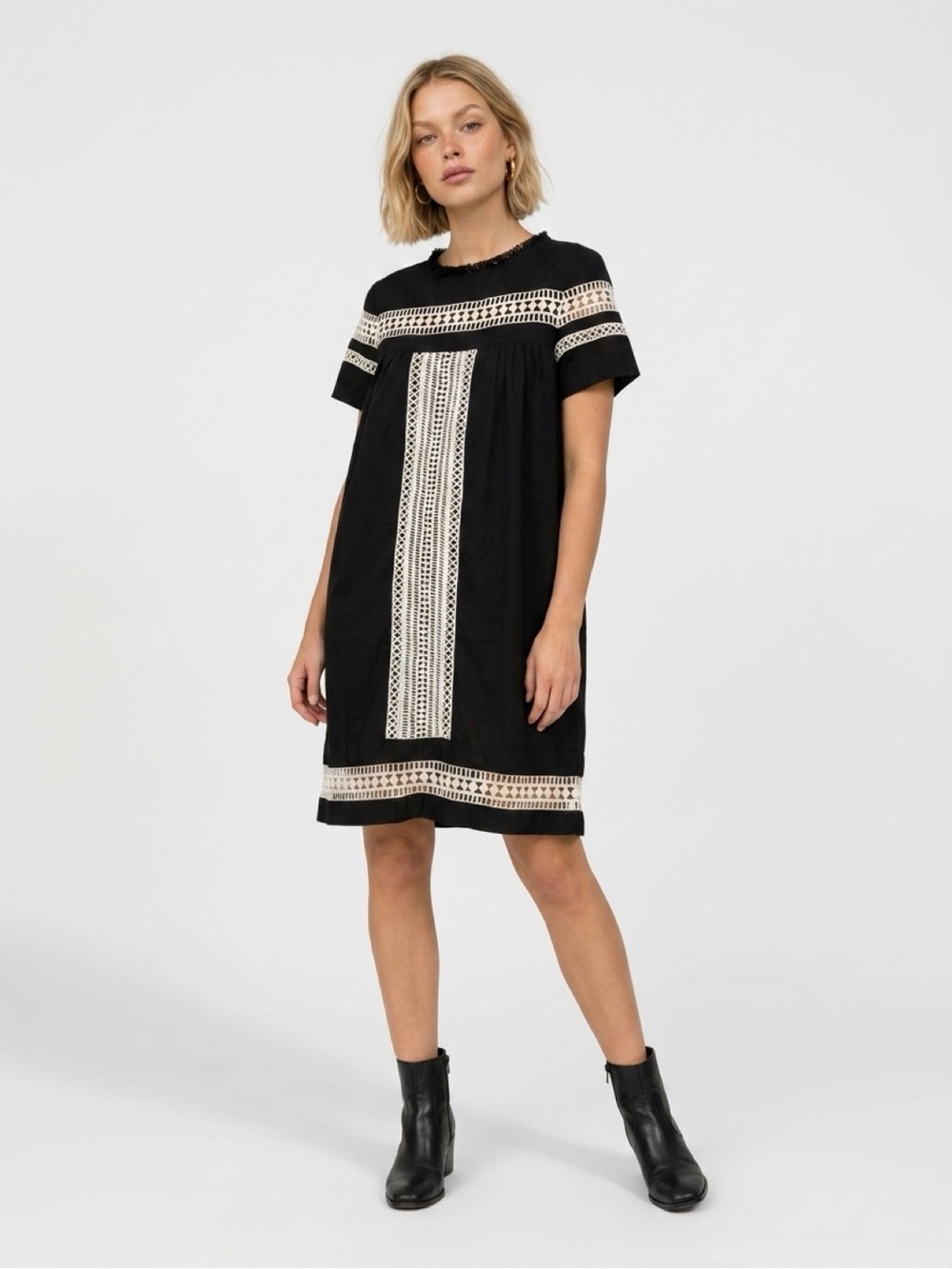 SHEIN Black Shift Dress with Cream Embroidered Panels
